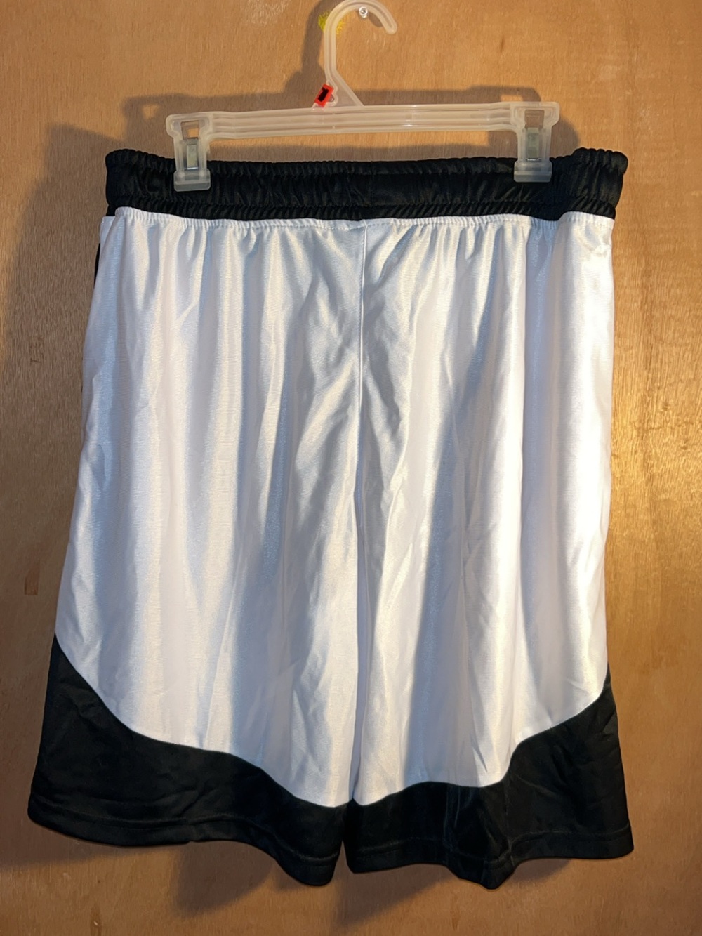 Dazzle Basketball Shorts - Picture 3 of 3
